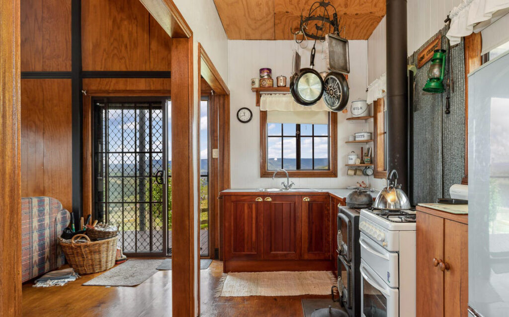 Deck the walls: Wall lining alternatives that save time and money