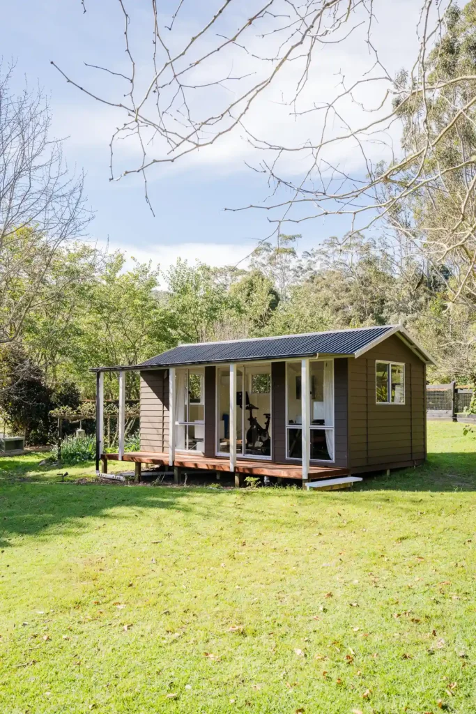 260807 Melwood Verandah LR 2