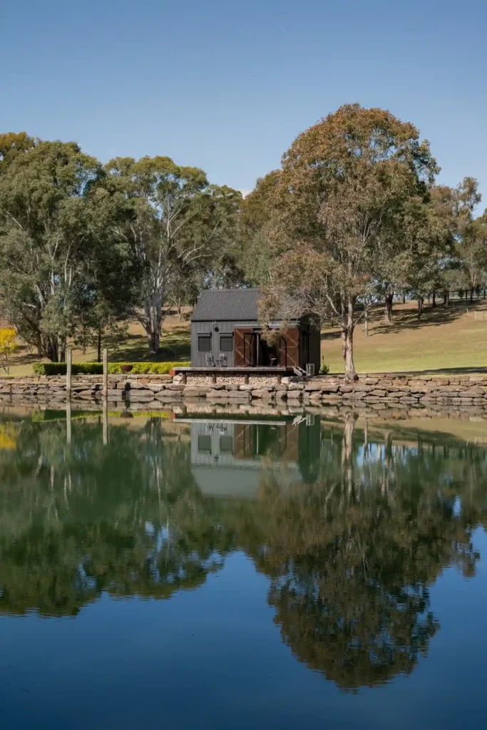 260824 Cedarspan Dam Barn LR 45